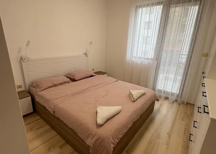 Appartement Apolon 9 *